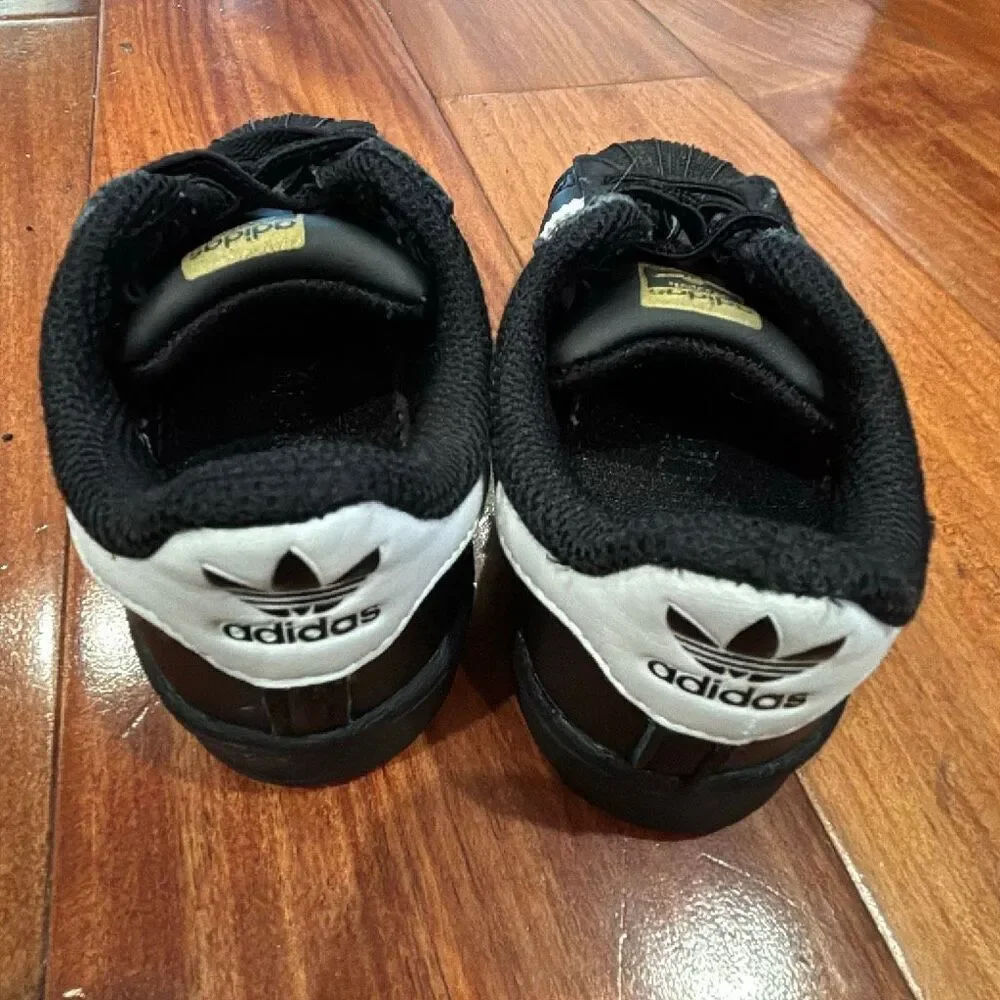 Adidas Superstar Toddler Sneakers “Black/White” — Size 9K
